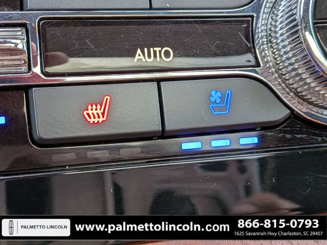 Used 2020 Lincoln Navigator Reserve w/ Equipment Group 208A Reserve AWD/4WD image 25