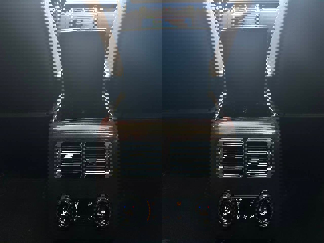 Used 2019 Land Rover Range Rover Long Wheelbase Supercharged image 69