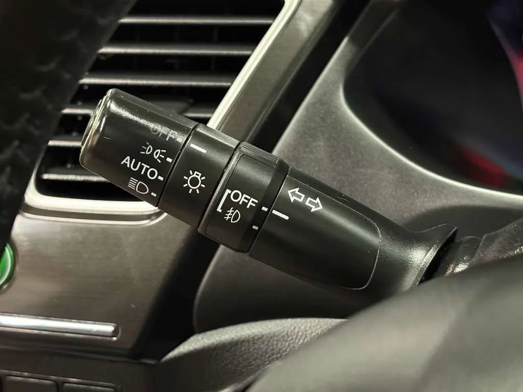 Used 2015 Honda Civic EX-L image 34