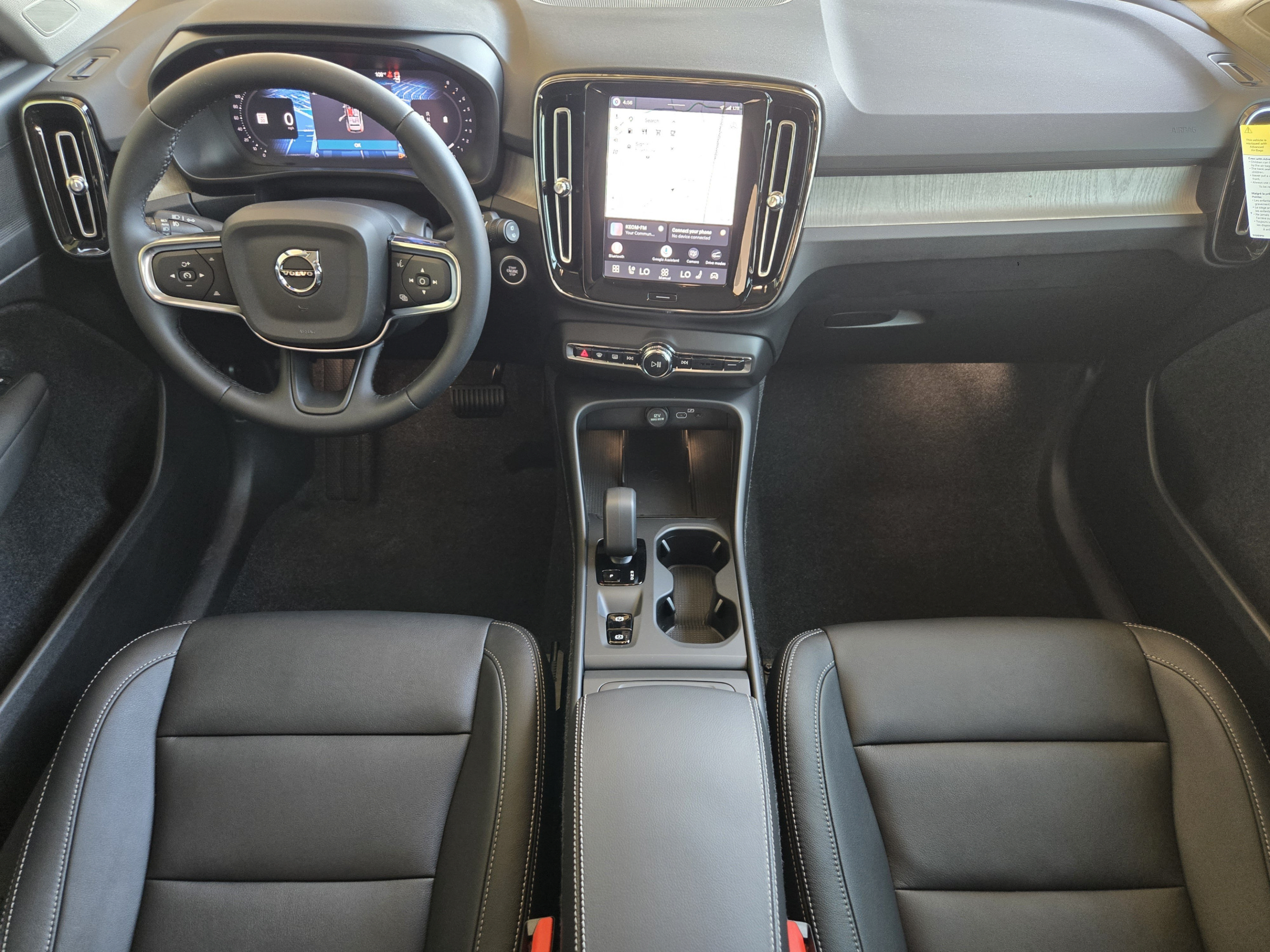 New 2026 Volvo XC40 B5 Core w/ Protection Package Premier AWD/4WD image 23