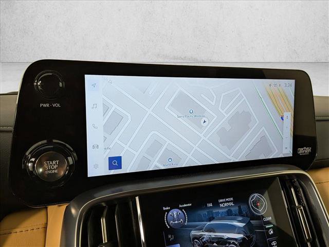 Used 2026 Lexus LX 600 4WD w/ Accessory Package (Z1) image 18