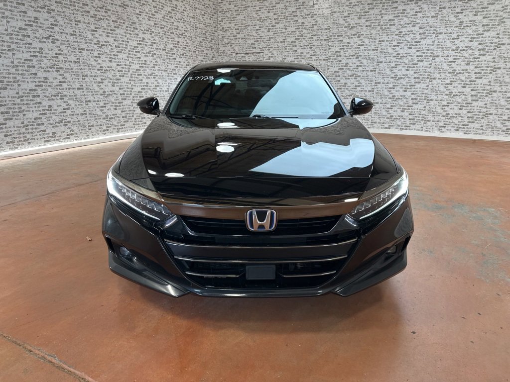 Used 2022 Honda Accord Sport image 2