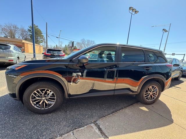 Used 2021 Nissan Rogue S AWD/4WD image 4
