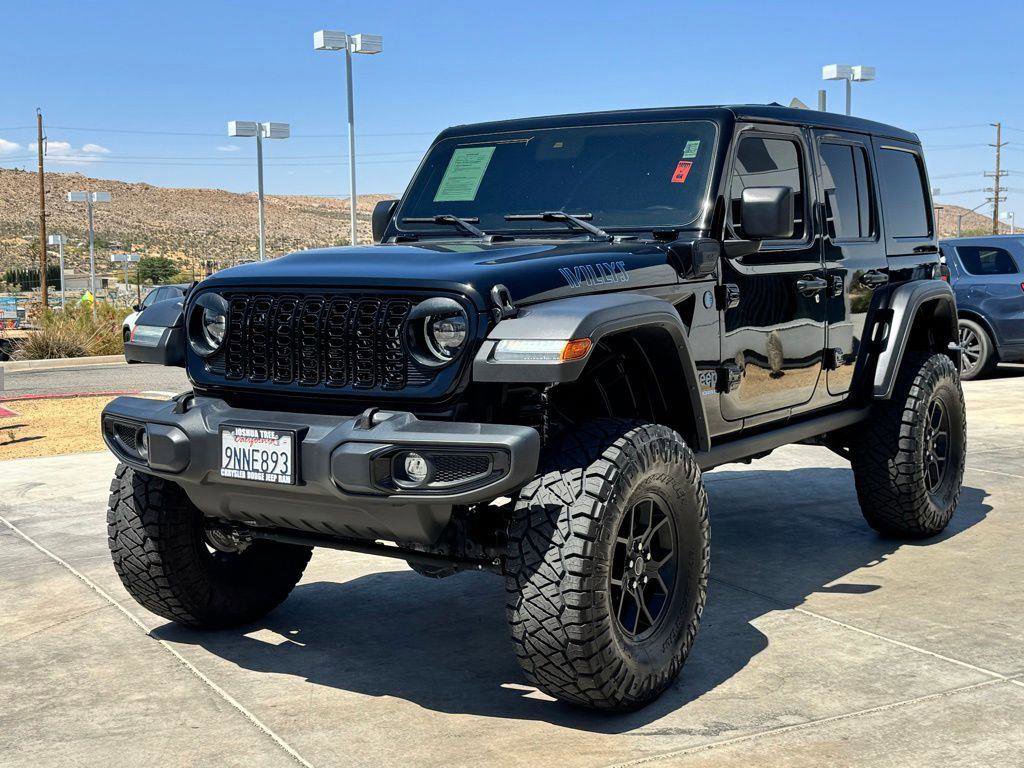 Used 2024 Jeep Wrangler Unlimited AWD/4WD image 3