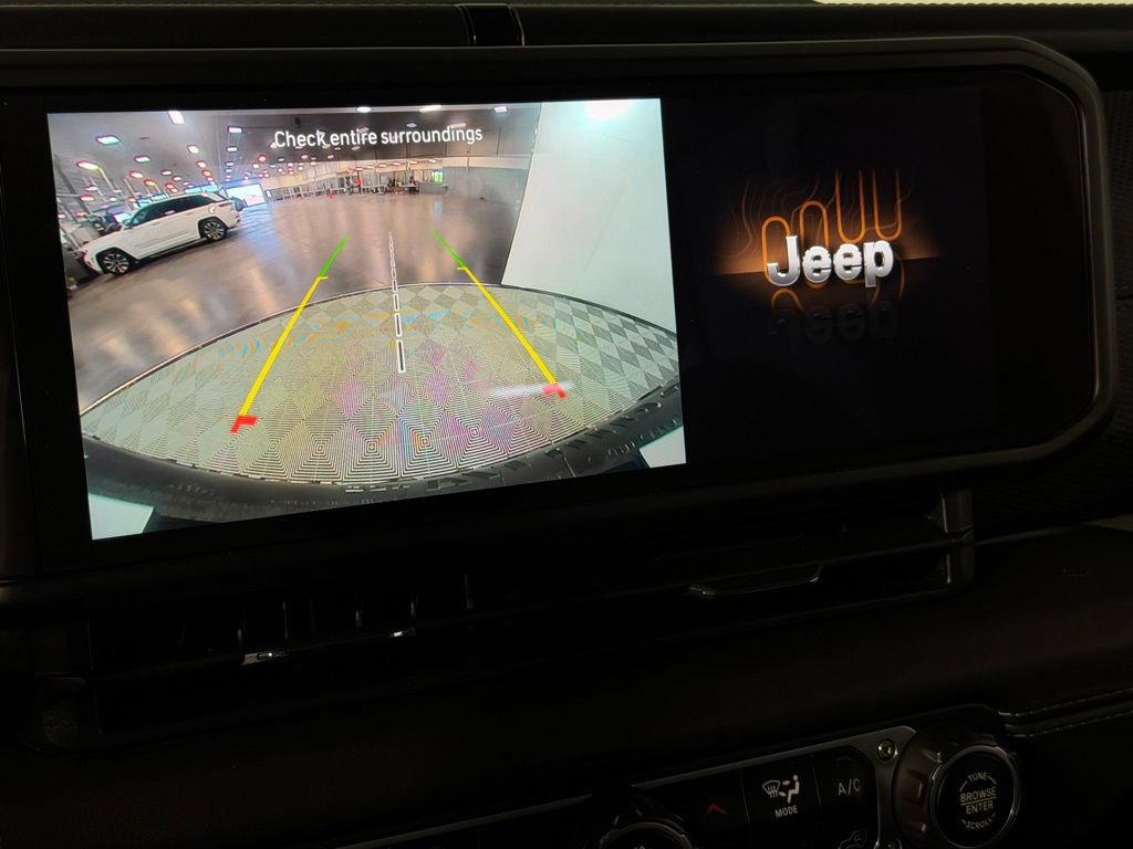 Certified 2025 Jeep Wrangler Unlimited Rubicon 4xe w/ Safety Group AWD/4WD image 16
