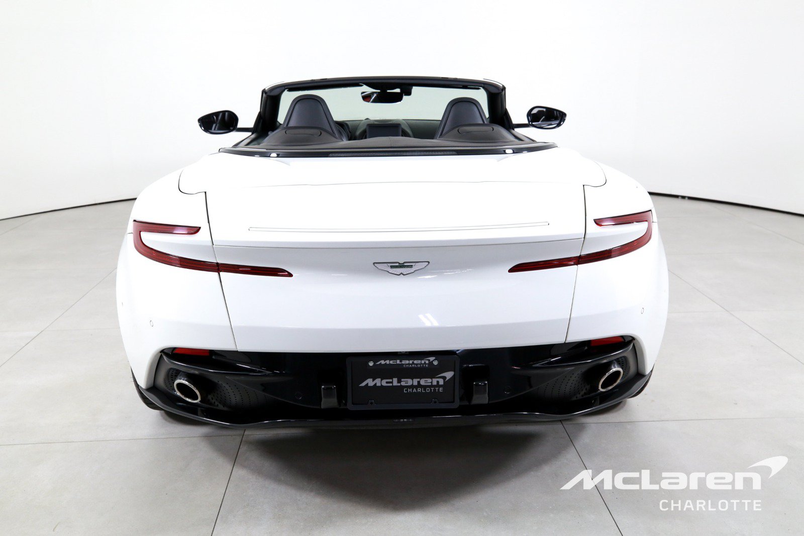Used 2020 Aston Martin DB11 Volante RWD image 8