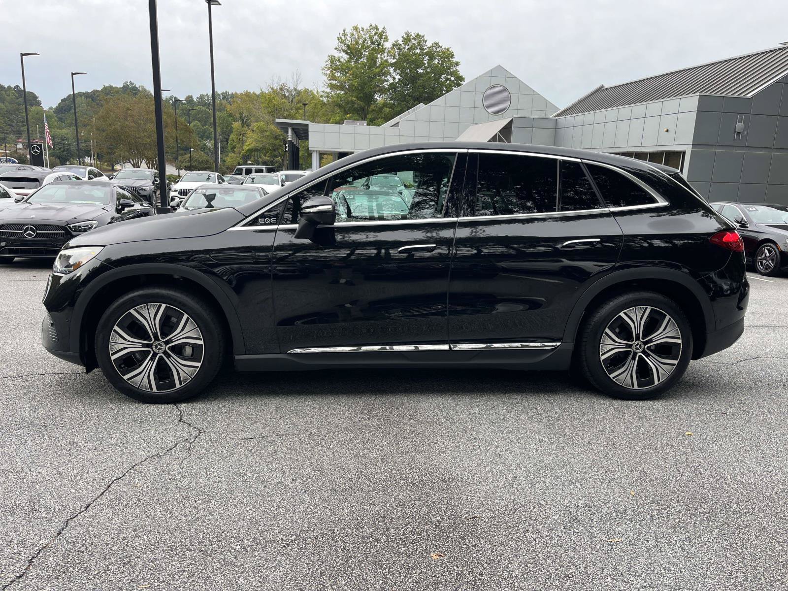 Certified 2023 Mercedes-Benz EQE 350+ 4MATIC SUV image 15