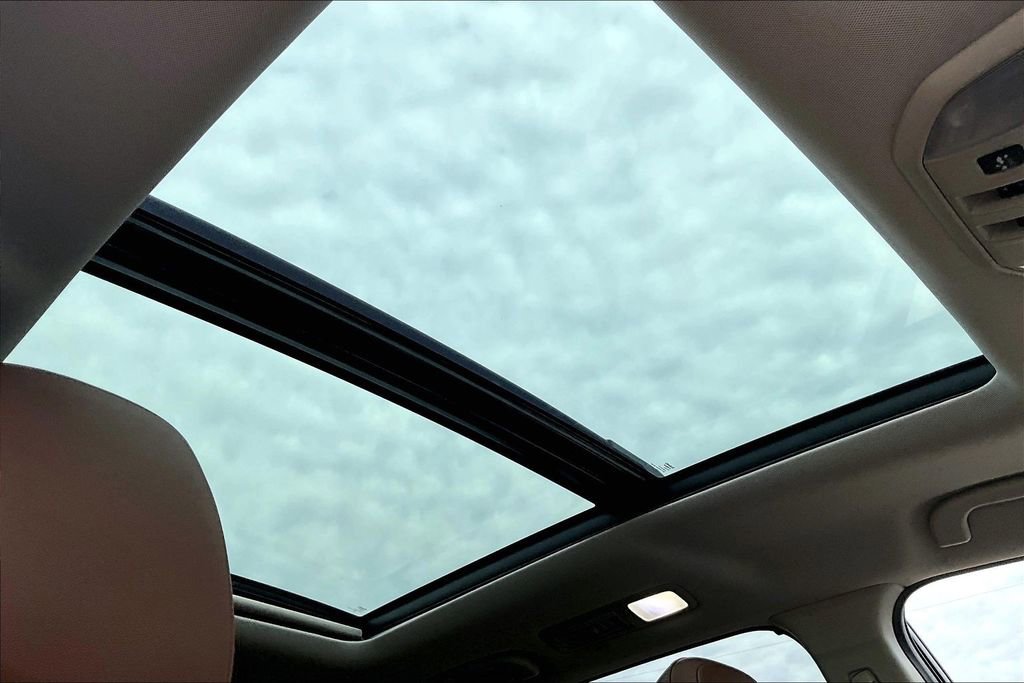 Used 2019 Subaru Ascent Touring w/ Popular Package #3 image 15