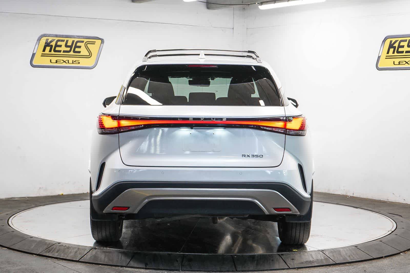 Used 2023 Lexus RX 350 Premium FWD image 3