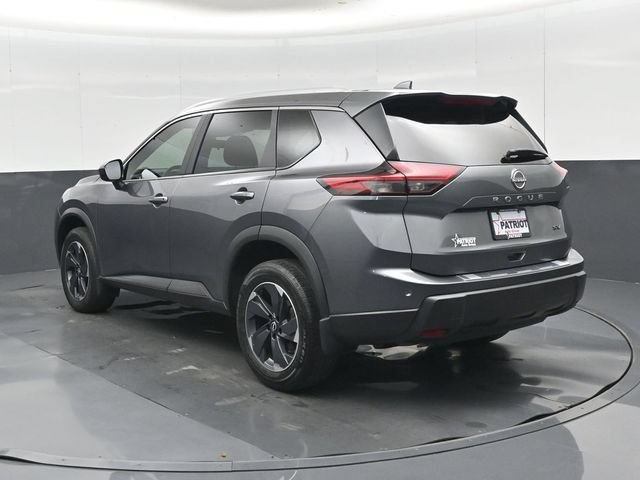 Used 2024 Nissan Rogue SV w/ SV Premium Package FWD image 7