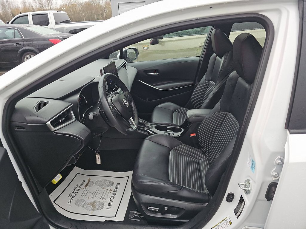 Used 2024 Toyota Corolla XSE image 3