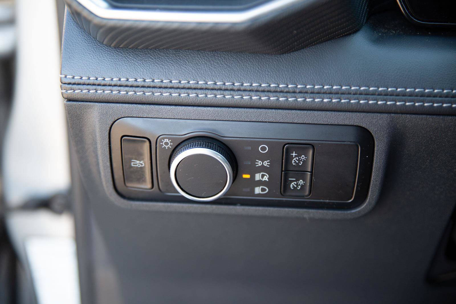 Used 2024 Ford Mustang Premium image 6