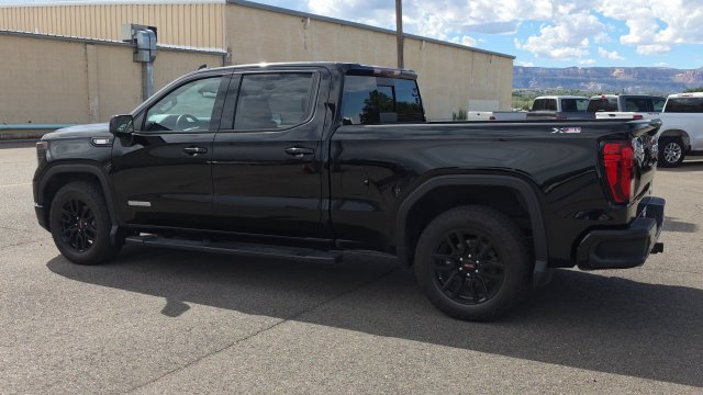 Used 2024 GMC Sierra 1500 Elevation w/ Elevation Premium Package AWD/4WD image 7