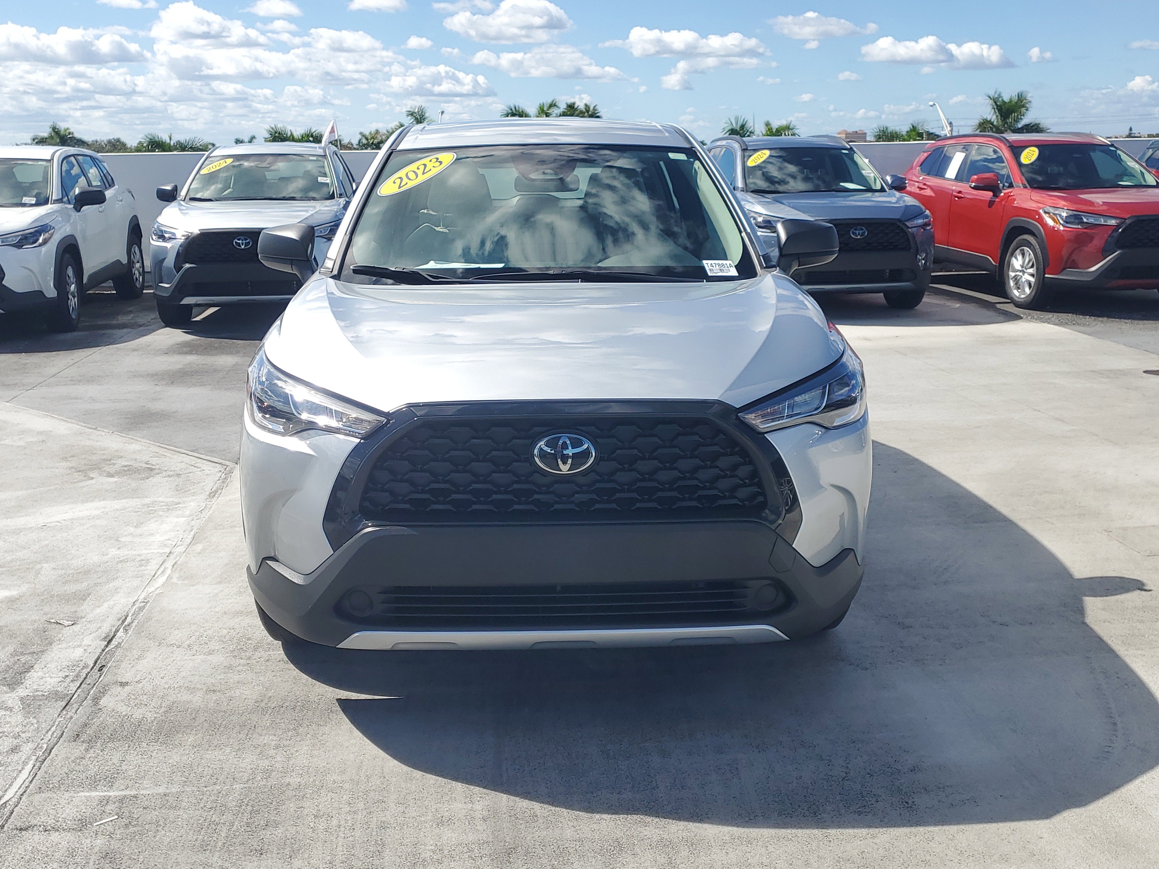 New 2023 Toyota Corolla Cross L image 31