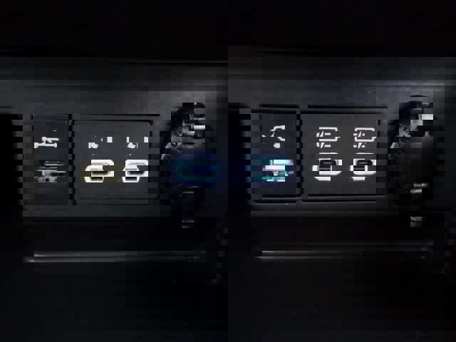 Used 2022 Toyota Highlander XLE image 34