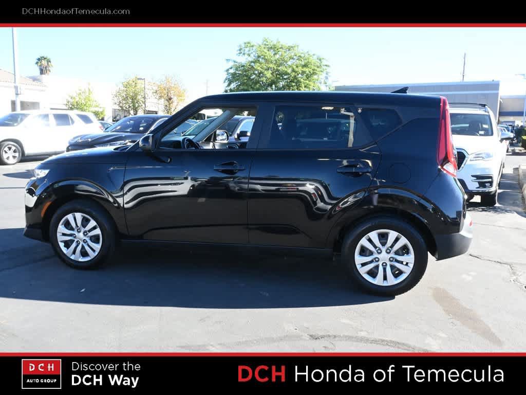 Used 2021 Kia Soul LX FWD image 4