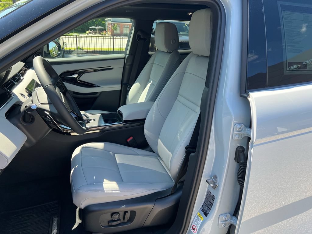 New 2026 Land Rover Range Rover Evoque S AWD/4WD image 11