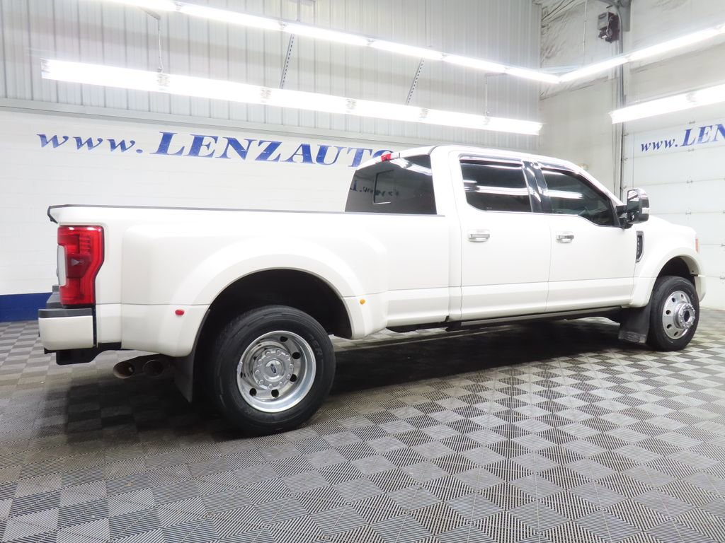 Used 2017 Ford F450 Platinum w/ Platinum Ultimate Package AWD/4WD image 4