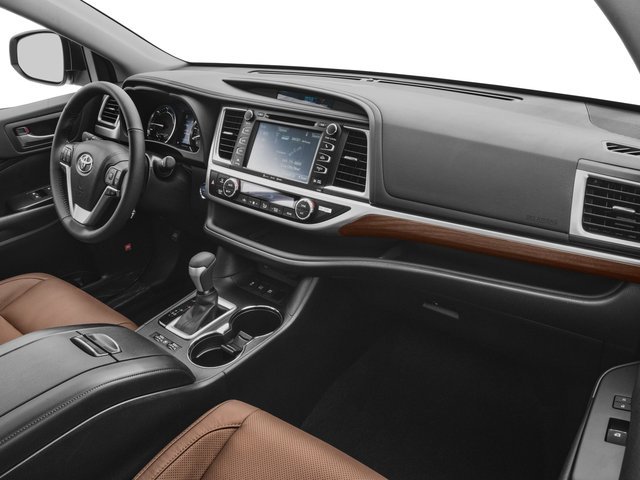 Used 2018 Toyota Highlander Limited Platinum AWD/4WD image 16