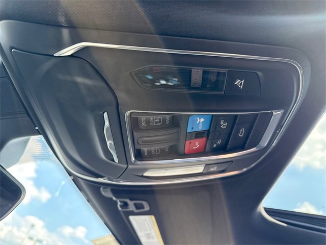 New 2025 Jeep Grand Cherokee L Altitude image 28