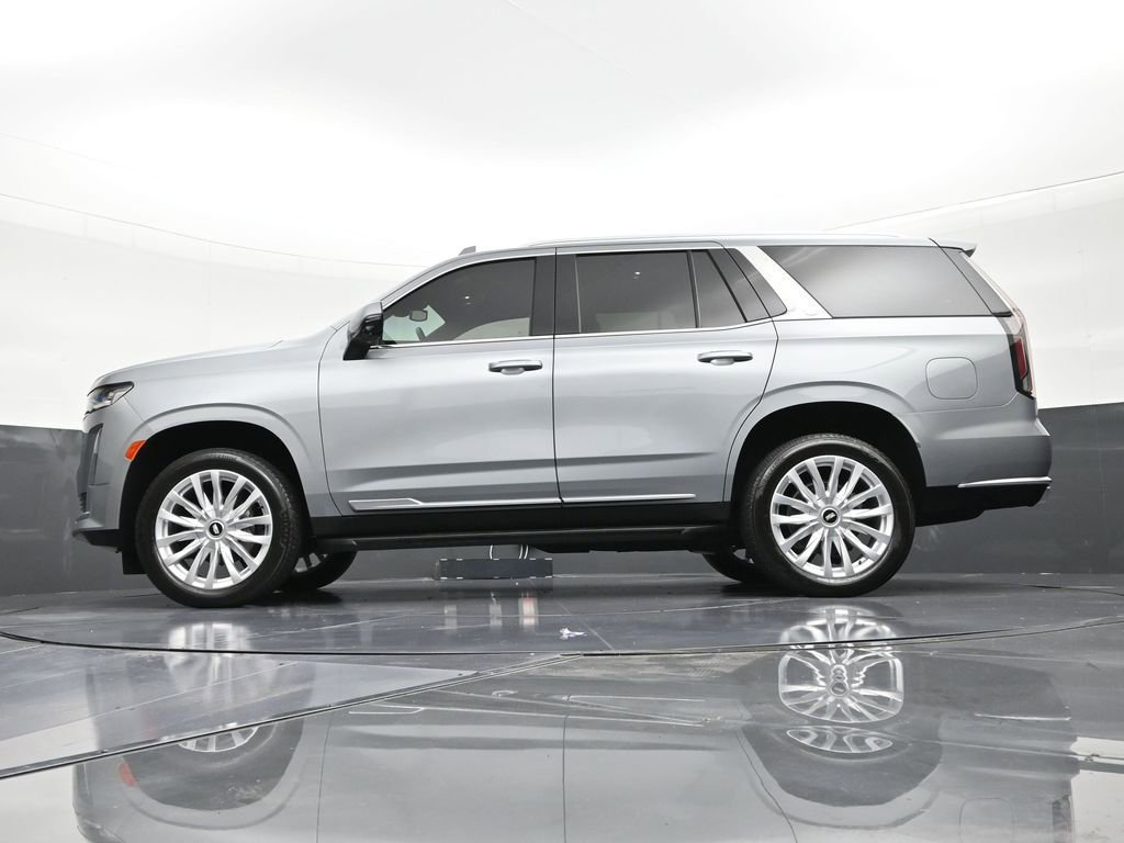 Certified 2024 Cadillac Escalade Luxury RWD image 23