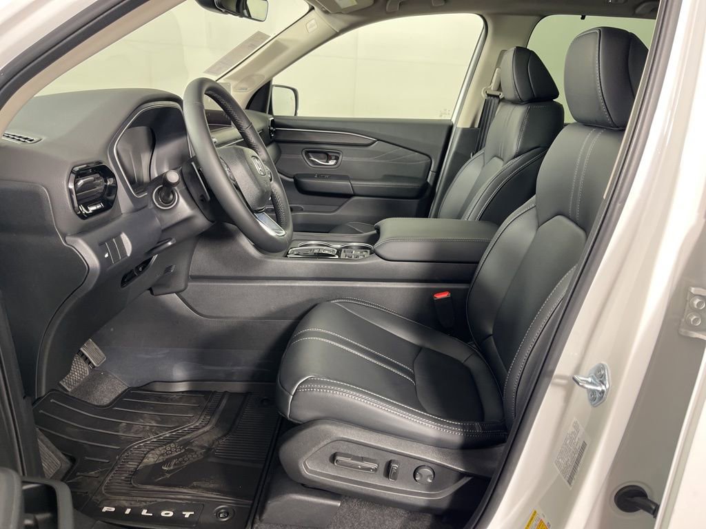 New 2026 Honda Pilot Touring image 25