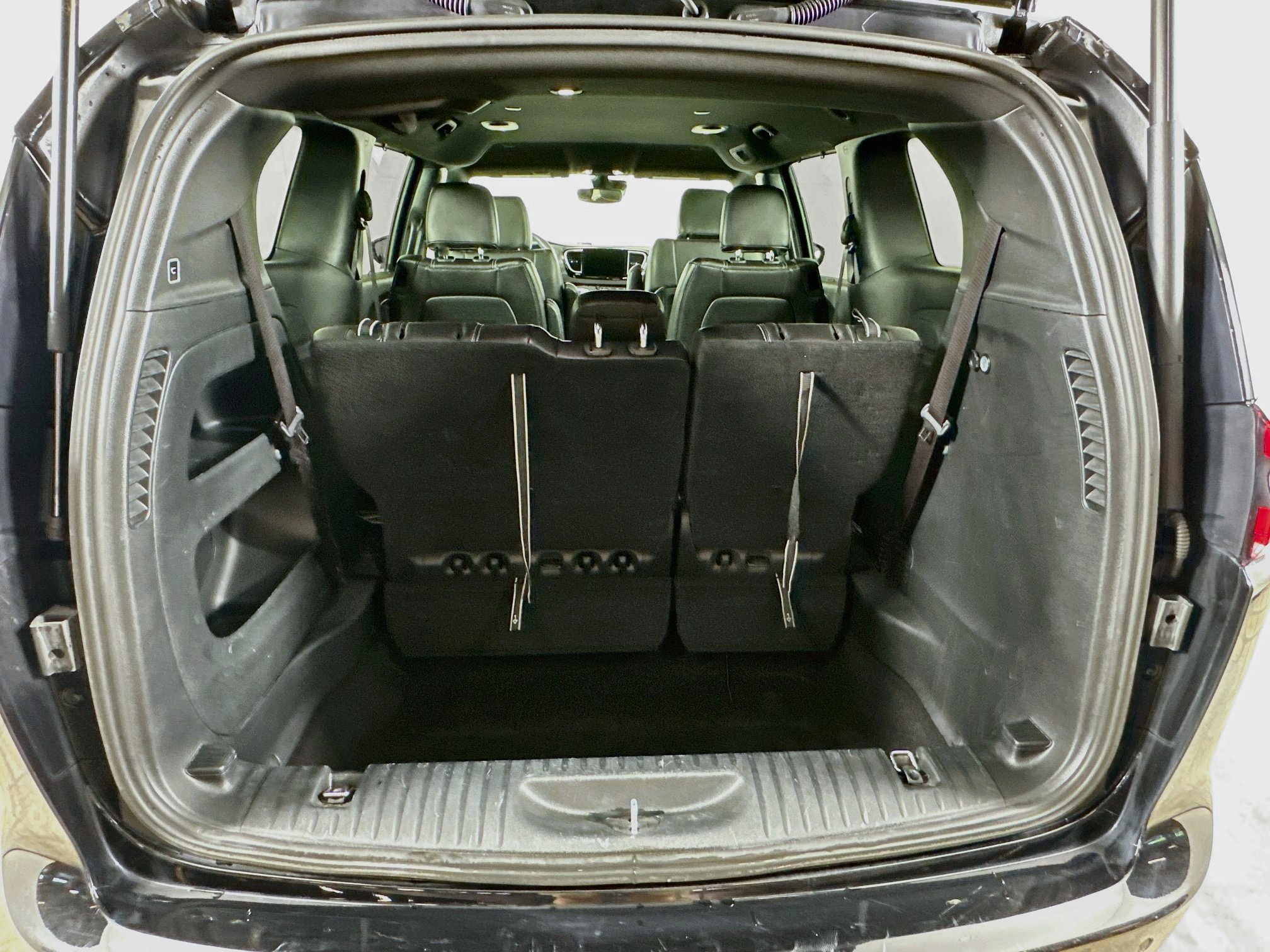 Used 2025 Chrysler Pacifica Select FWD image 29