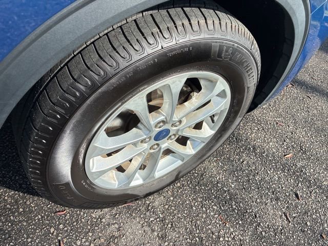 Used 2022 Ford Escape SE image 16