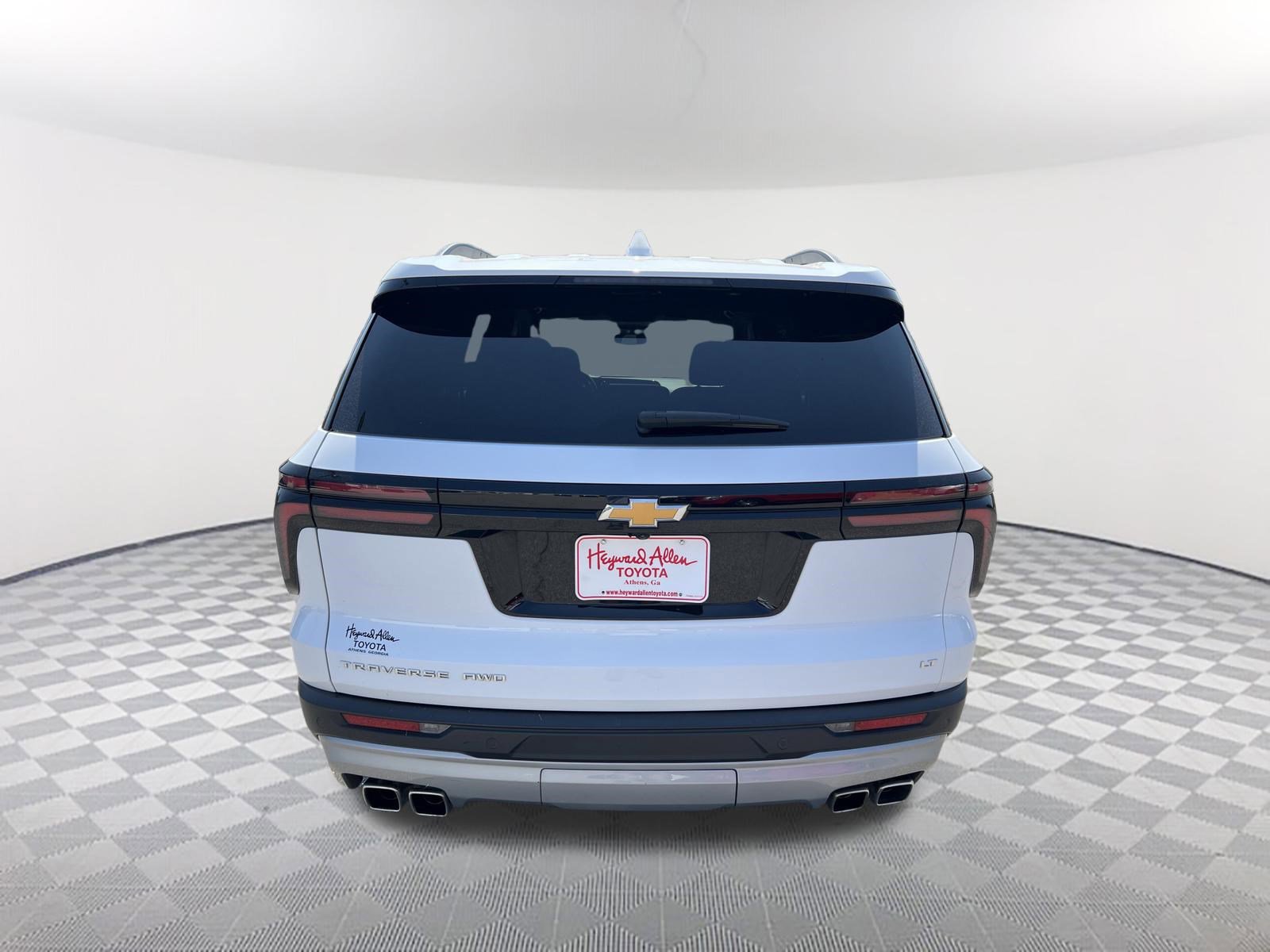 Used 2024 Chevrolet Traverse LT AWD/4WD image 18