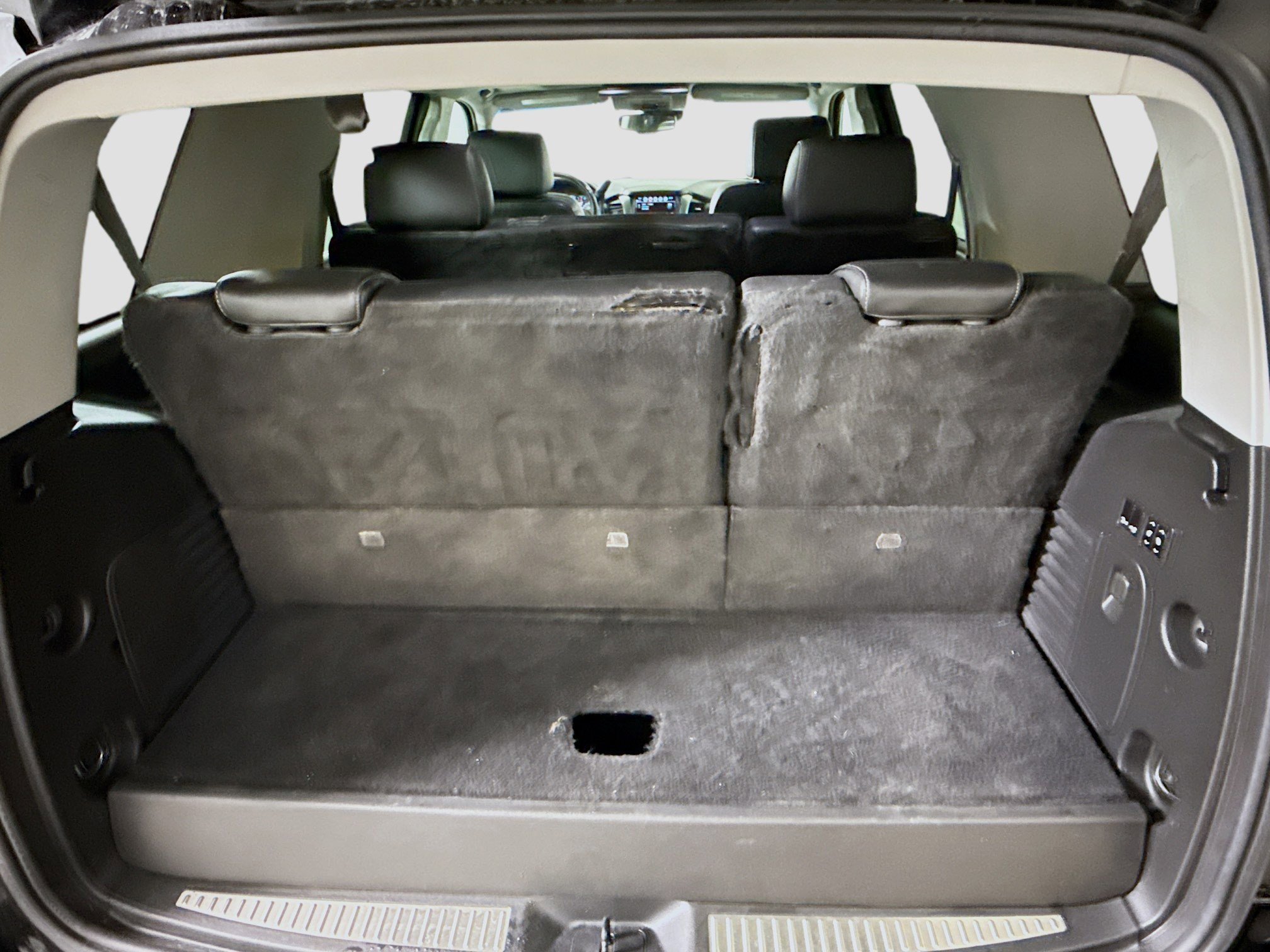 Used 2019 Chevrolet Tahoe LT image 35