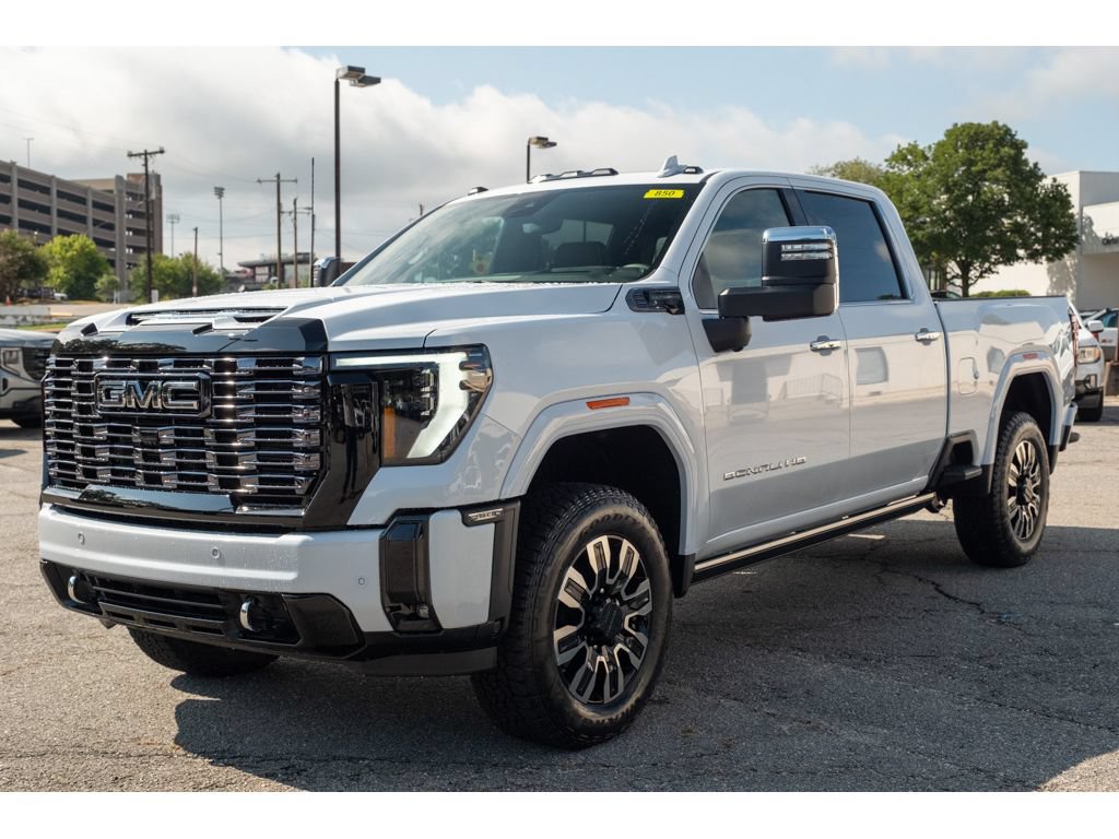 New 2026 GMC Sierra 2500 Denali Ultimate AWD/4WD image 4