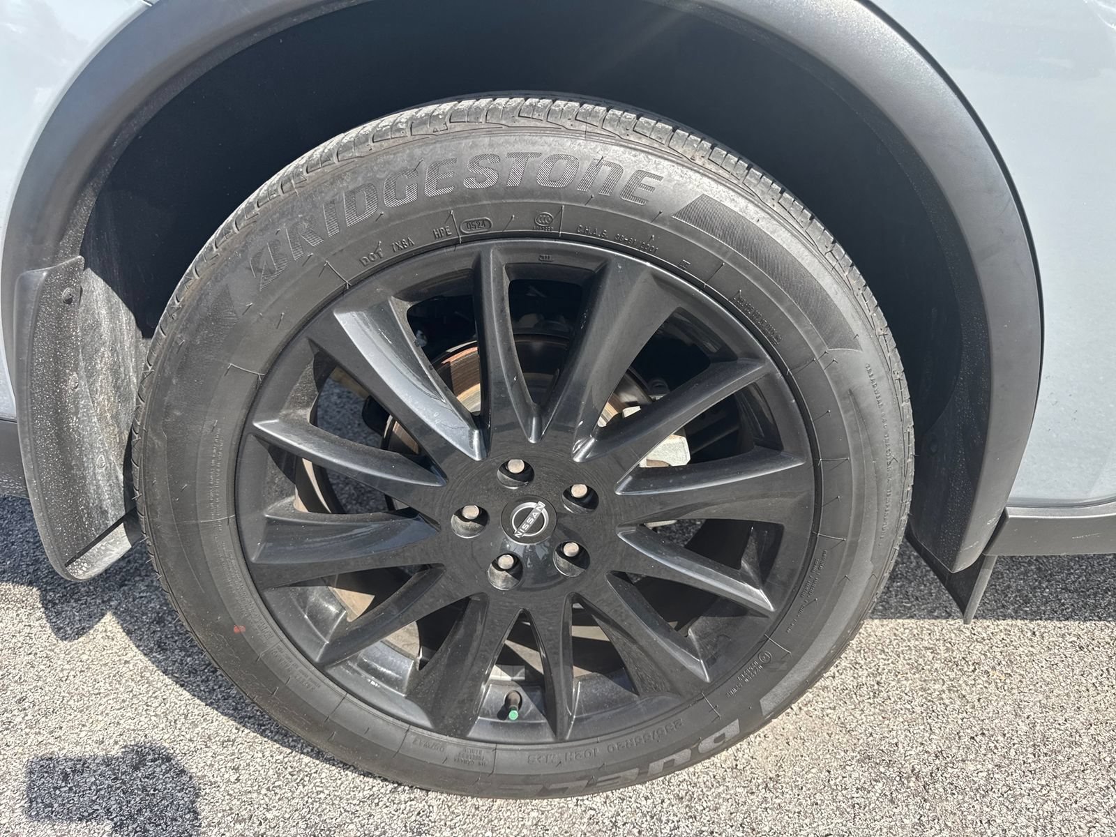 Certified 2024 Nissan Murano SV w/ SV Midnight Edition Package FWD image 10