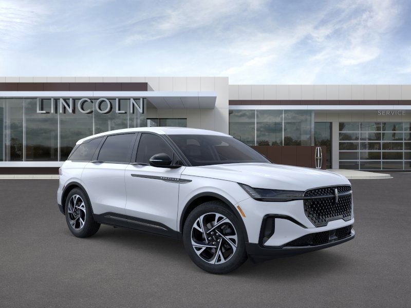 New 2025 Lincoln Nautilus Premier w/ Equipment Group 102A image 7