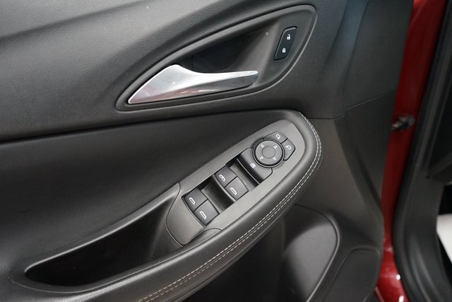 Used 2022 Buick Encore GX Select image 22