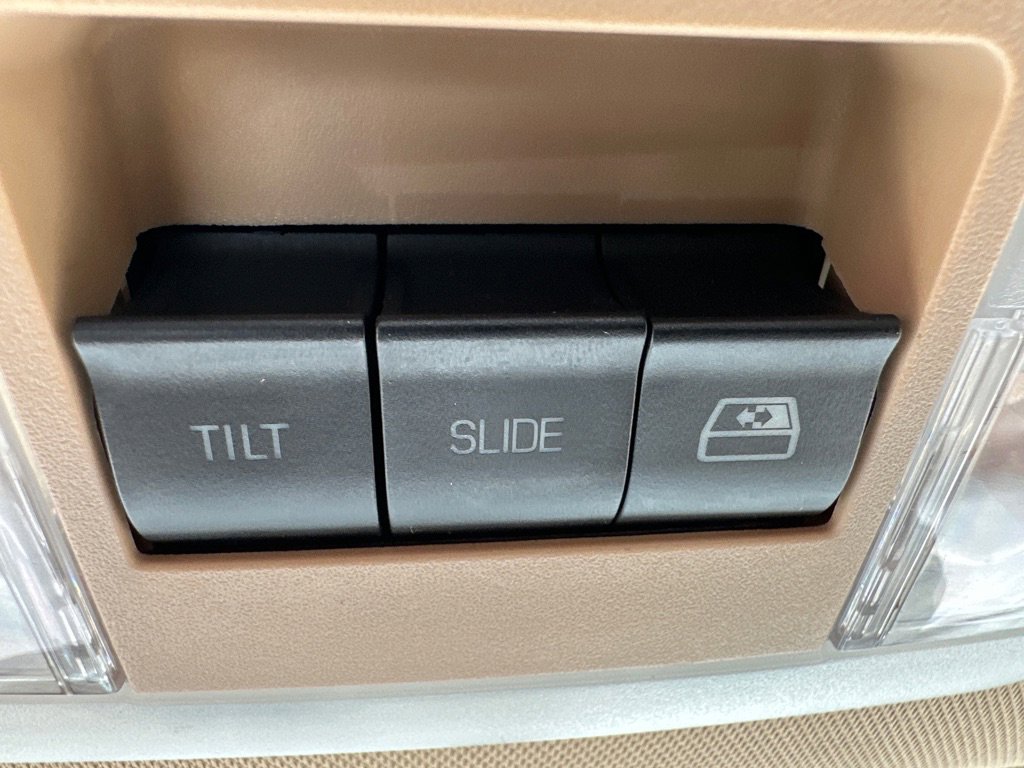 Used 2013 Ford F150 Lariat w/ Luxury Equipment Group image 20