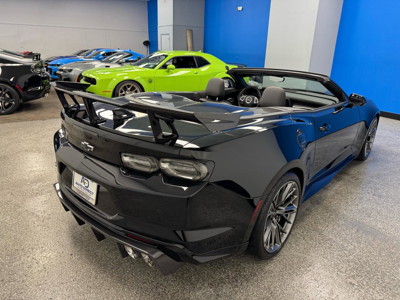 Used 2022 Chevrolet Camaro ZL1 RWD image 8