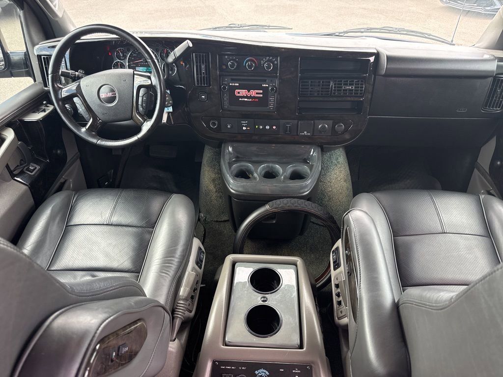 Used 2017 GMC Savana 2500 Extended RWD image 17