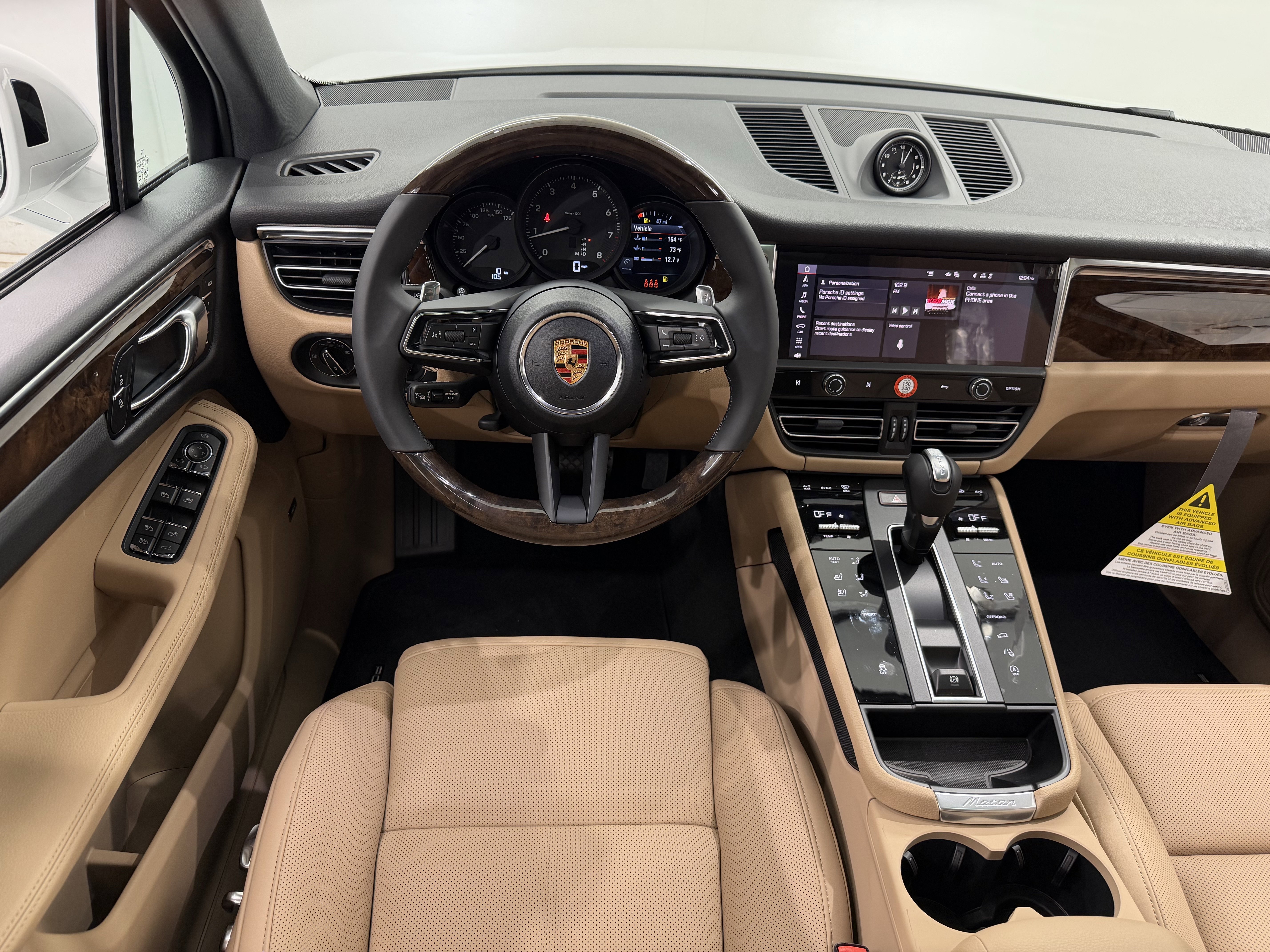 New 2026 Porsche Macan image 25