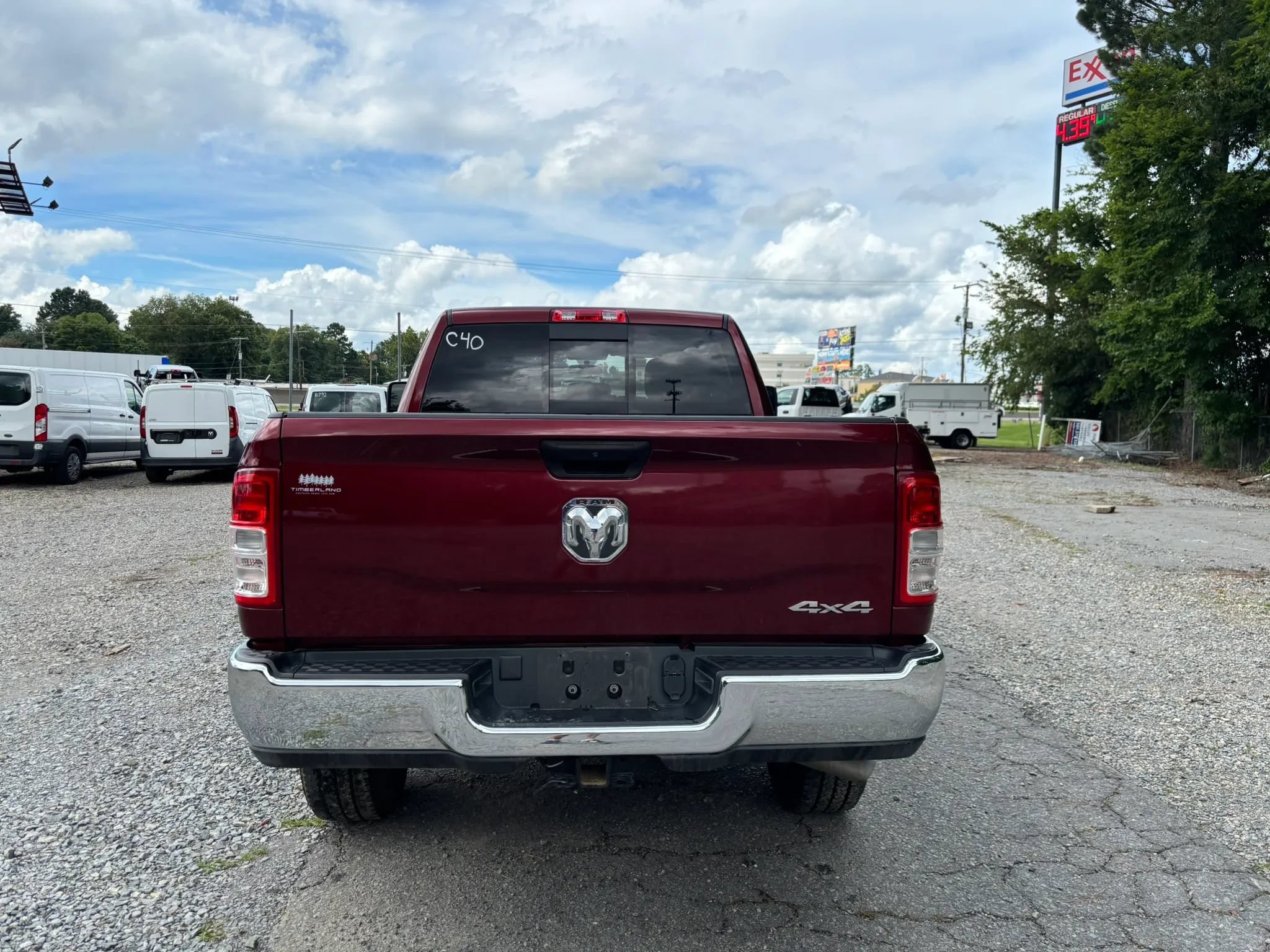 Used 2024 RAM 2500 Tradesman w/ Chrome Appearance Group AWD/4WD image 4