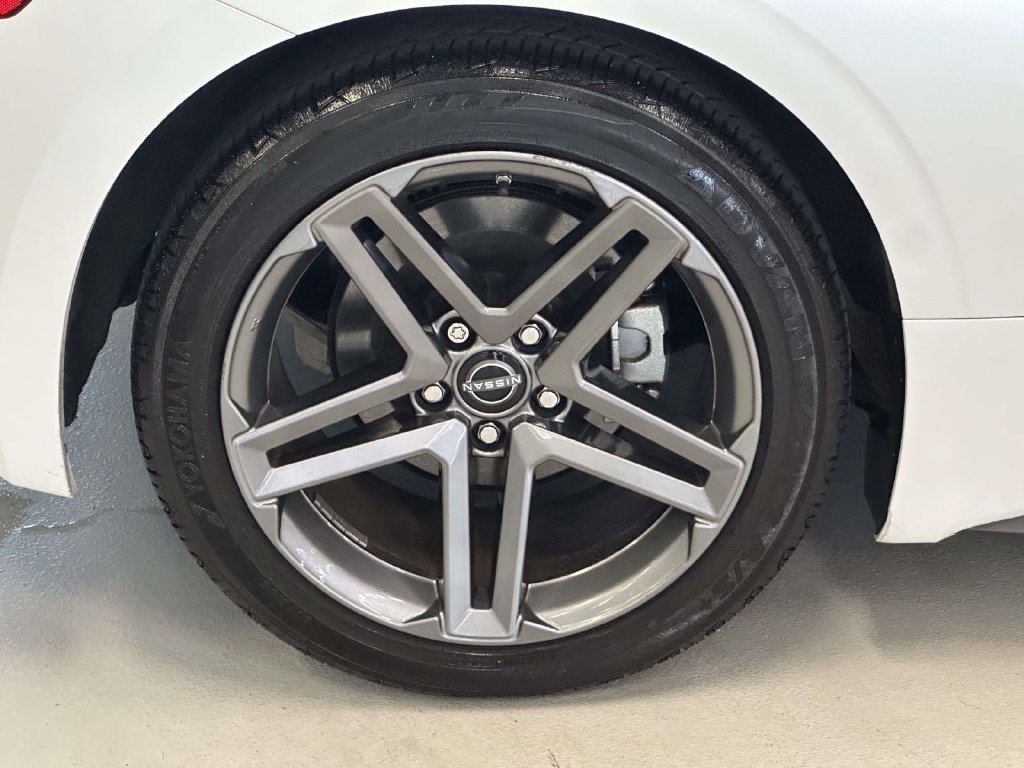 Used 2024 Nissan Z Sport w/ Floor Mat Package RWD image 8