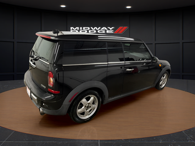 Used 2010 MINI Cooper Clubman Hardtop FWD image 4