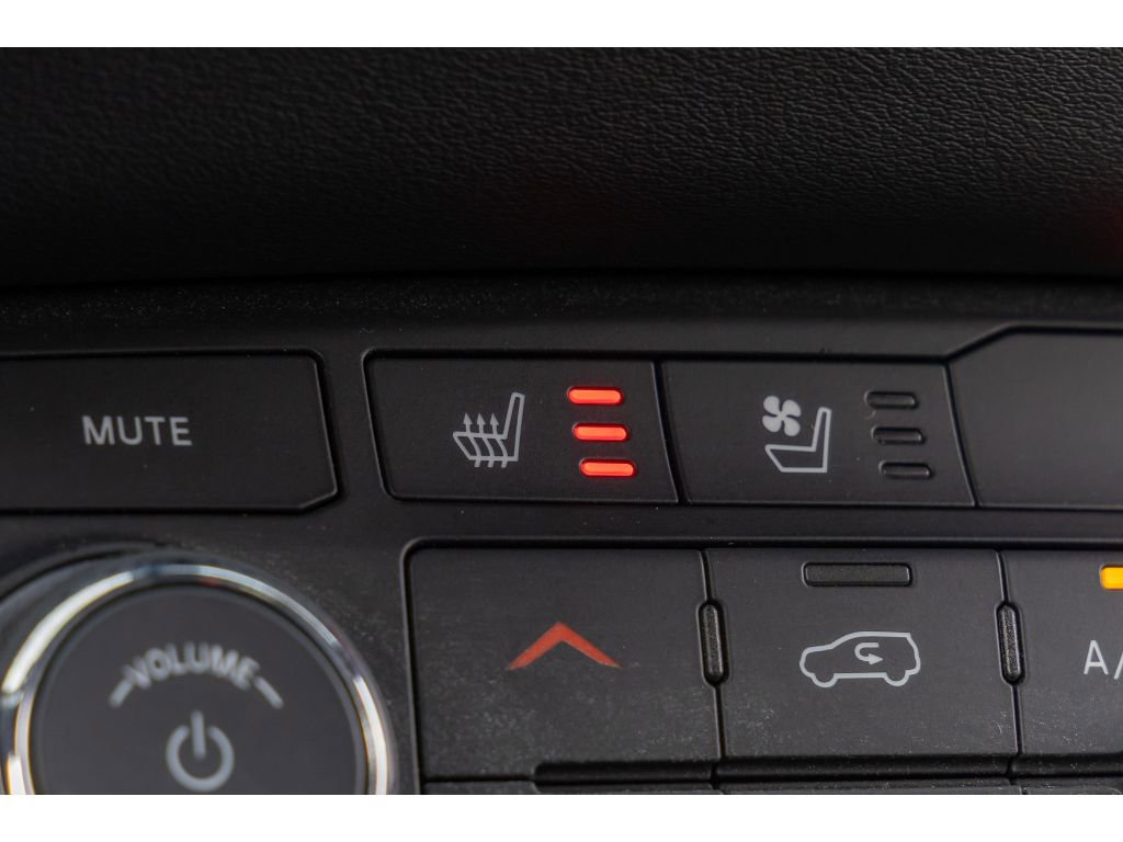 Used 2023 Dodge Durango R/T image 27