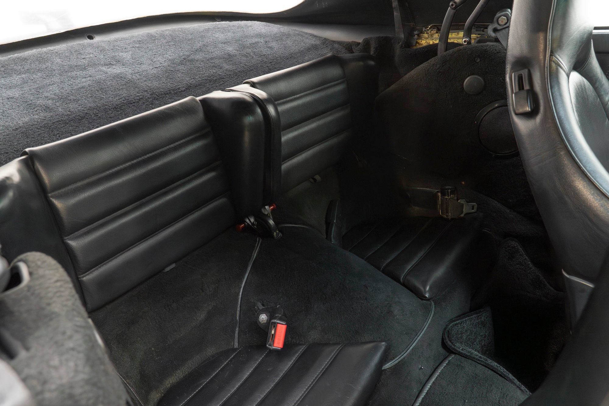Used 1988 Porsche 911 Carrera RWD image 41