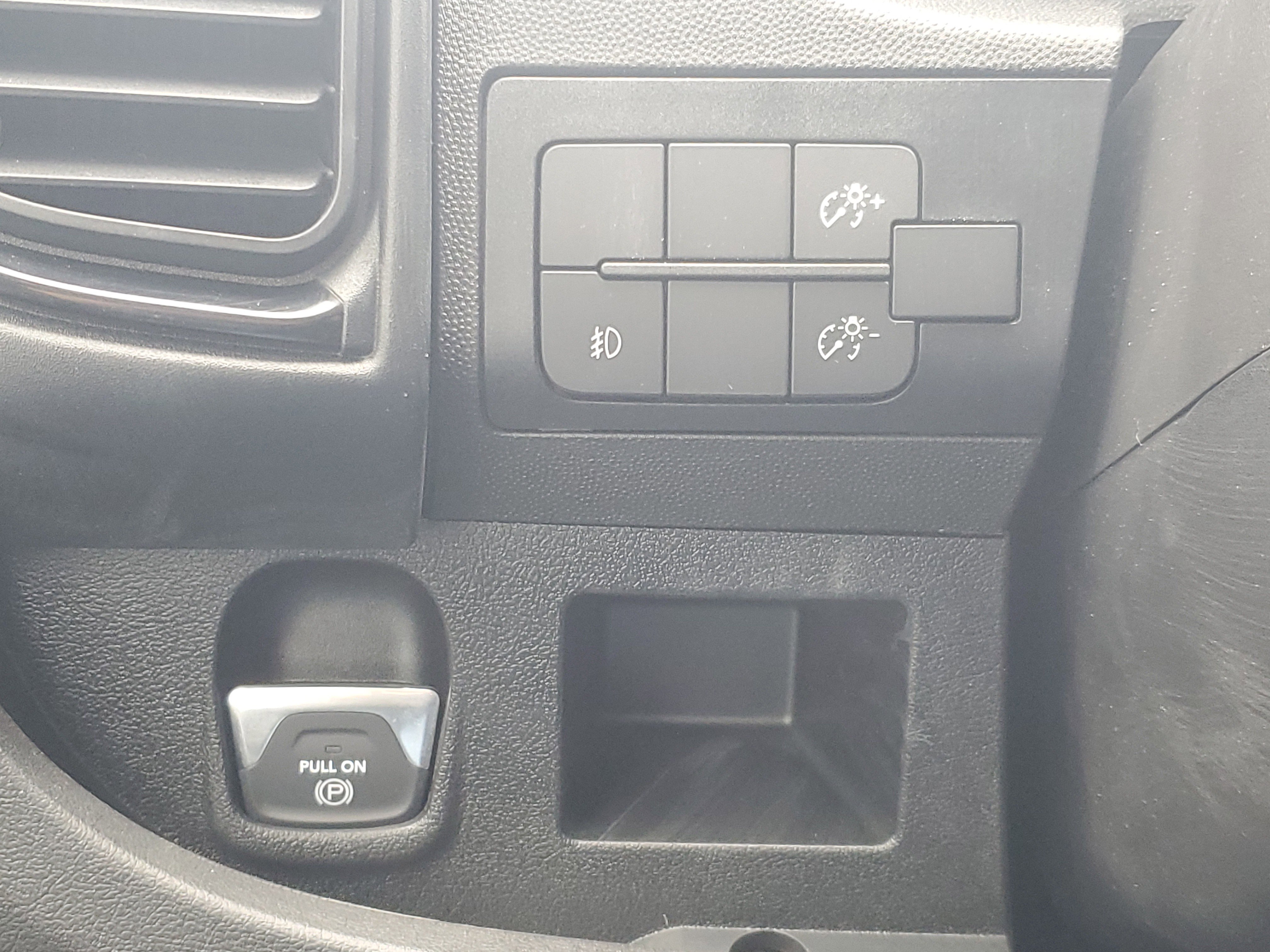 Used 2025 RAM ProMaster 2500 w/ Safety Group image 10