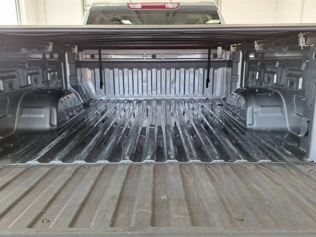 Used 2023 Chevrolet Silverado 1500 LT AWD/4WD image 31