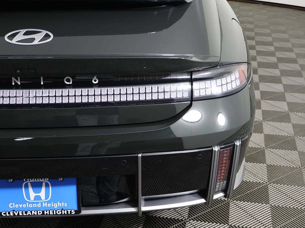 Used 2024 Hyundai Ioniq 6 Limited RWD image 19