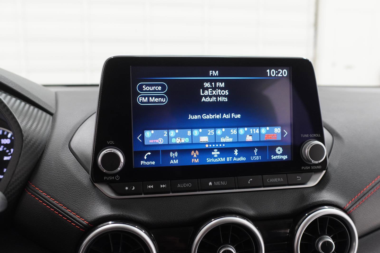 Used 2025 Nissan Sentra SR w/ Midnight Edition FWD image 22
