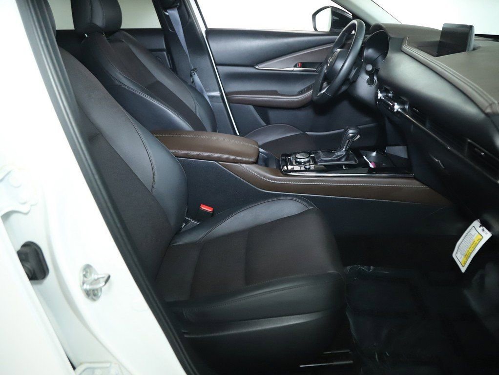 Certified 2025 MAZDA CX-30 2.5 Turbo w/ Premium Plus Pkg image 35