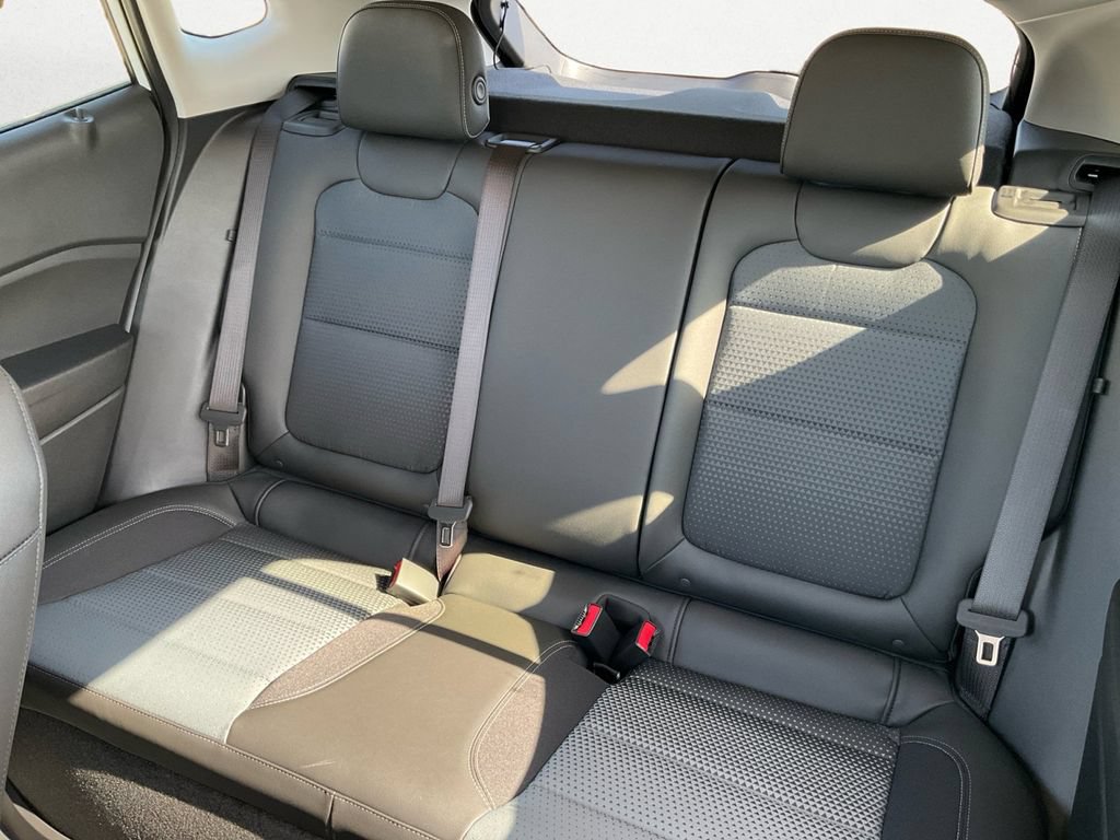 New 2026 Chevrolet Trax LT w/ Driver Confidence Package FWD image 9