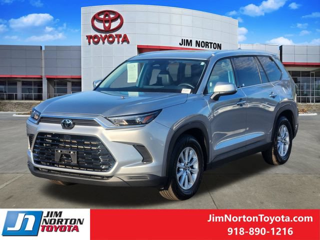 Used 2026 Toyota Grand Highlander FWD image 3